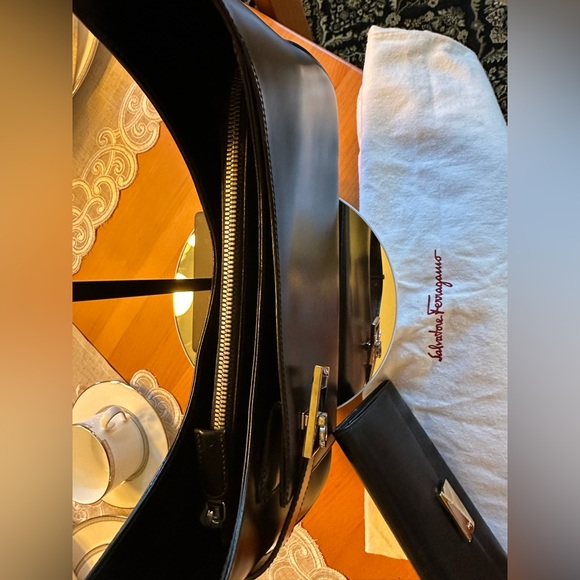 Salvatore Ferragamo handbag & wallet NWOT! - Picture 5 of 13